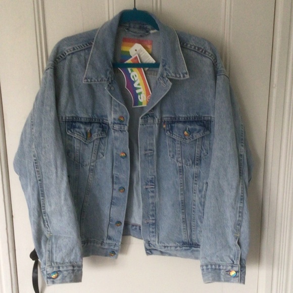 NWT Levi’s Pride Liberation Trucker Jacket Size Medium - Picture 1 of 8